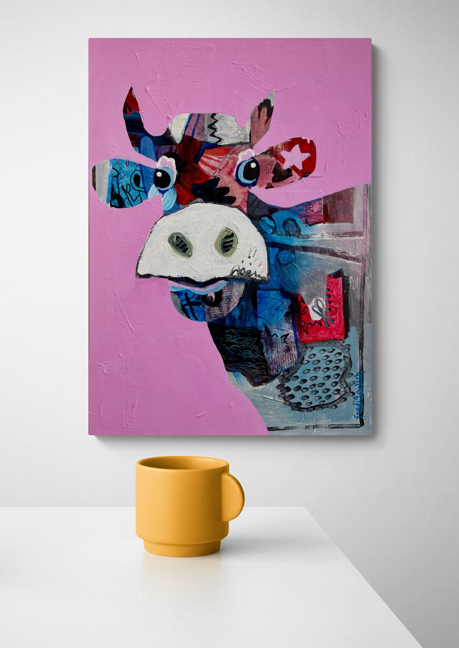 Pop Art 50x70cm VogelLisi Sternenzauber, fröhliche Kuh Vogel Stern rosa Hintergrund Collage Magie Träume Humor, VogelLisi Serie, Acryl Collage Leinwand Original Fredi Gertsch, in Wohnraum