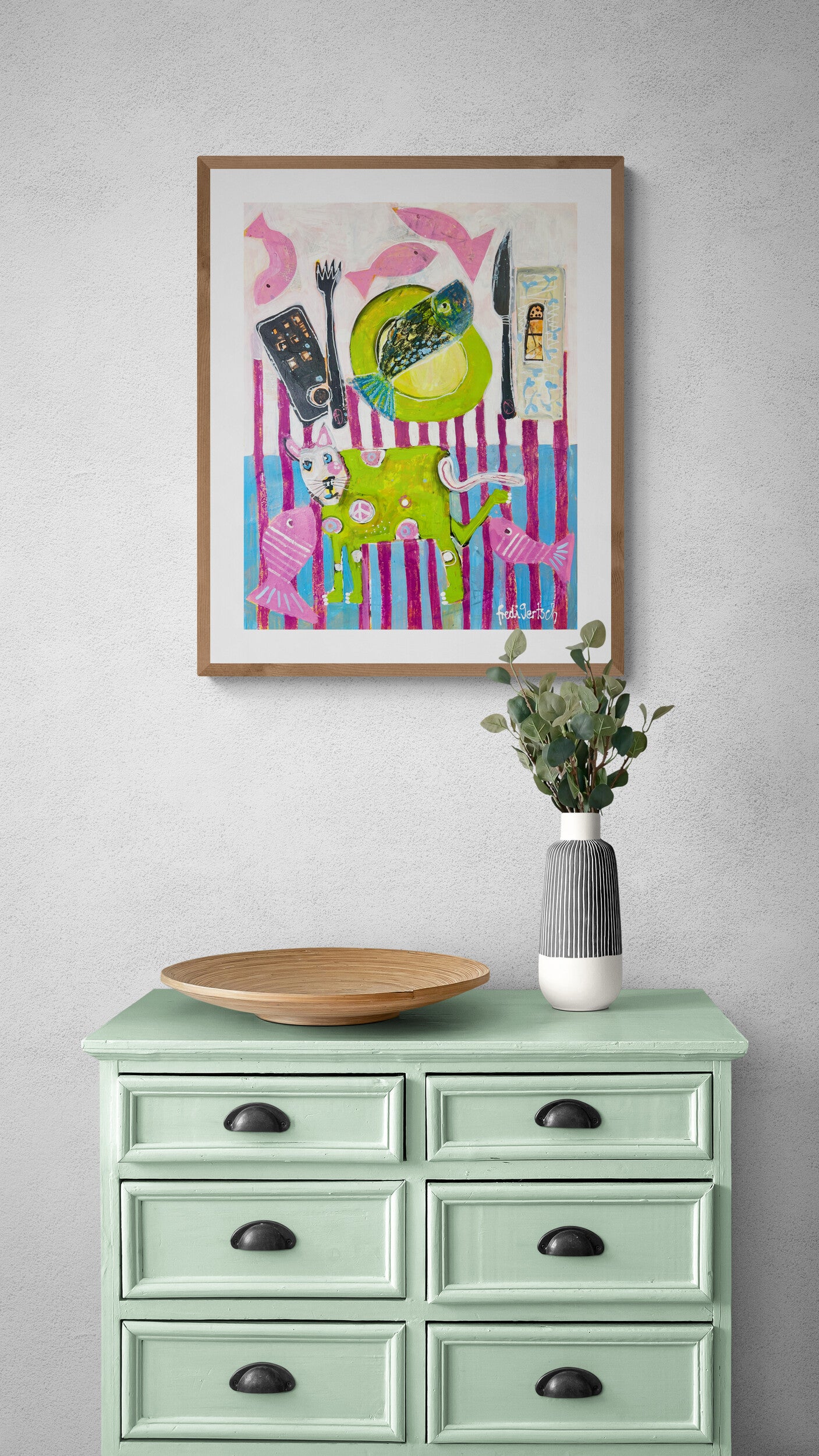 vintage-chest-of-drawers-with-plant-2.jpg