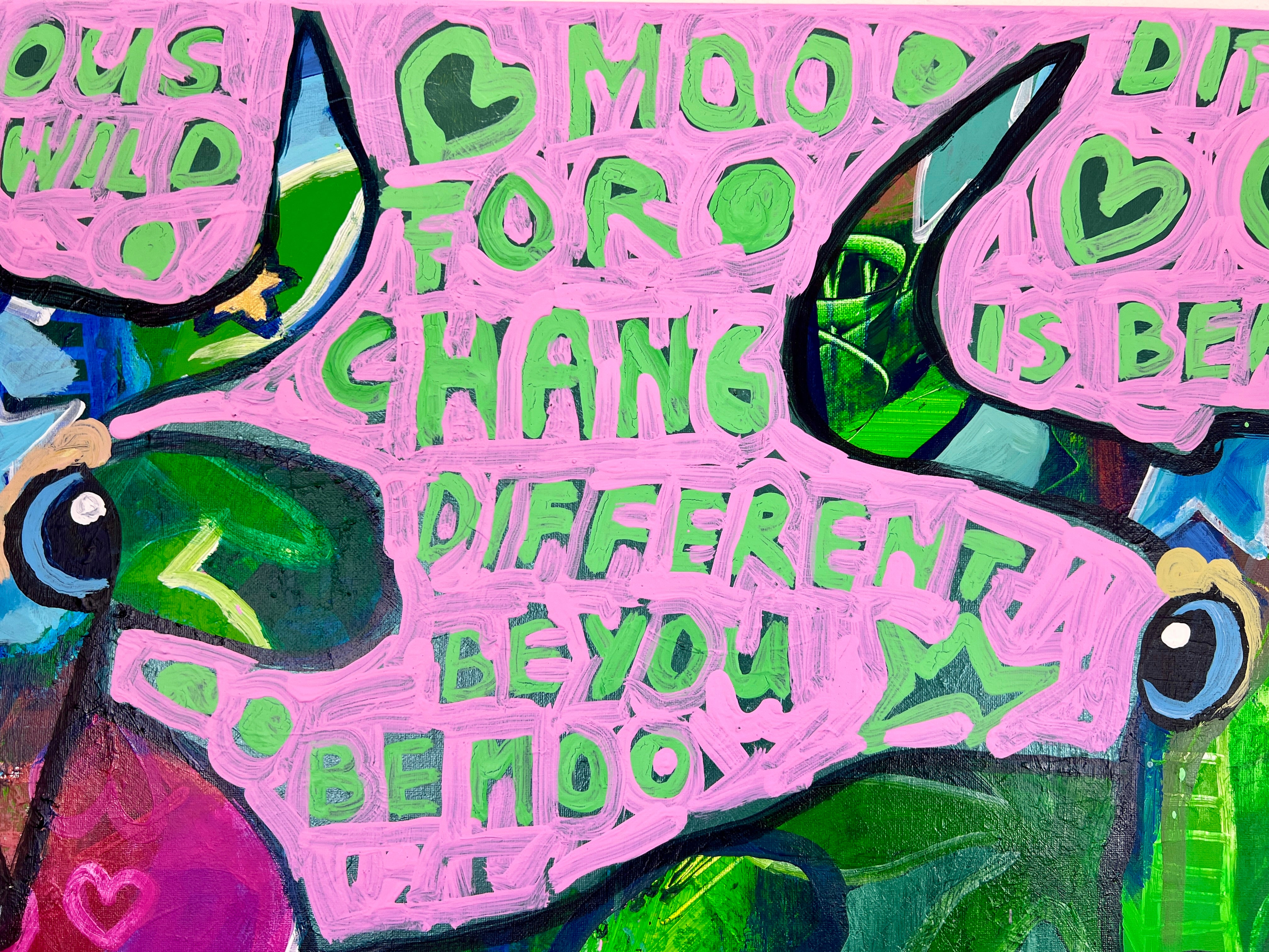 Pop Art 100x80cm Just Us Two Be You, zwei fröhliche Kühe Sterne Peace-Zeichen positive Botschaften Selbstakzeptanz Diversität Mut, Just Us Two Serie, Acryl Leinwand Original Fredi Gertsch, Detailansicht