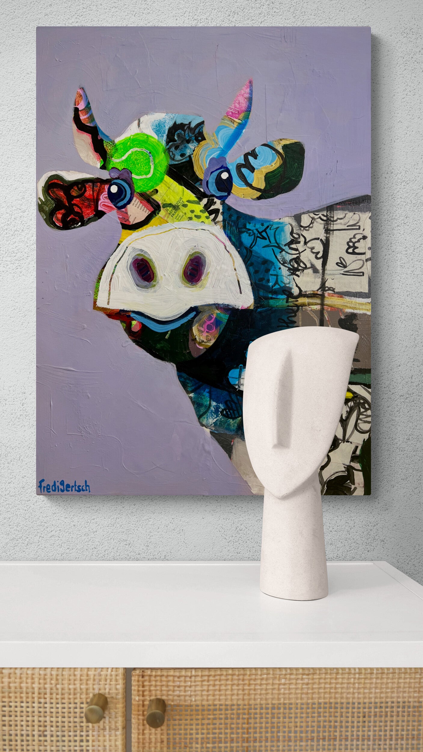 Pop Art 50x70cm VogelLisi Flügeltraum, fröhliche Kuh bunte gestreifte Hörner Collage Fantasie Leichtigkeit Humor, VogelLisi Serie, Acryl Collage Leinwand Original Fredi Gertsch, in Wohnraum