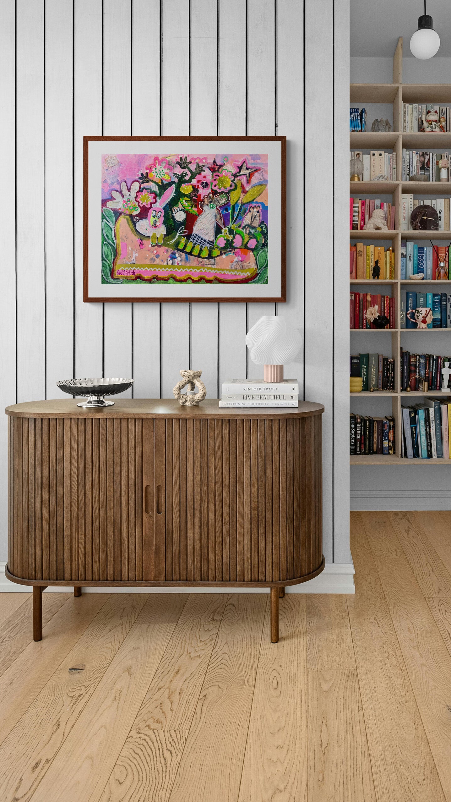 wooden-cabinet-with-fancy-lamp.jpg